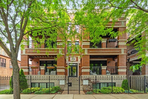 Photo of 3748 N Damen Avenue #3S, Chicago, IL 60618 (MLS # 12680040)