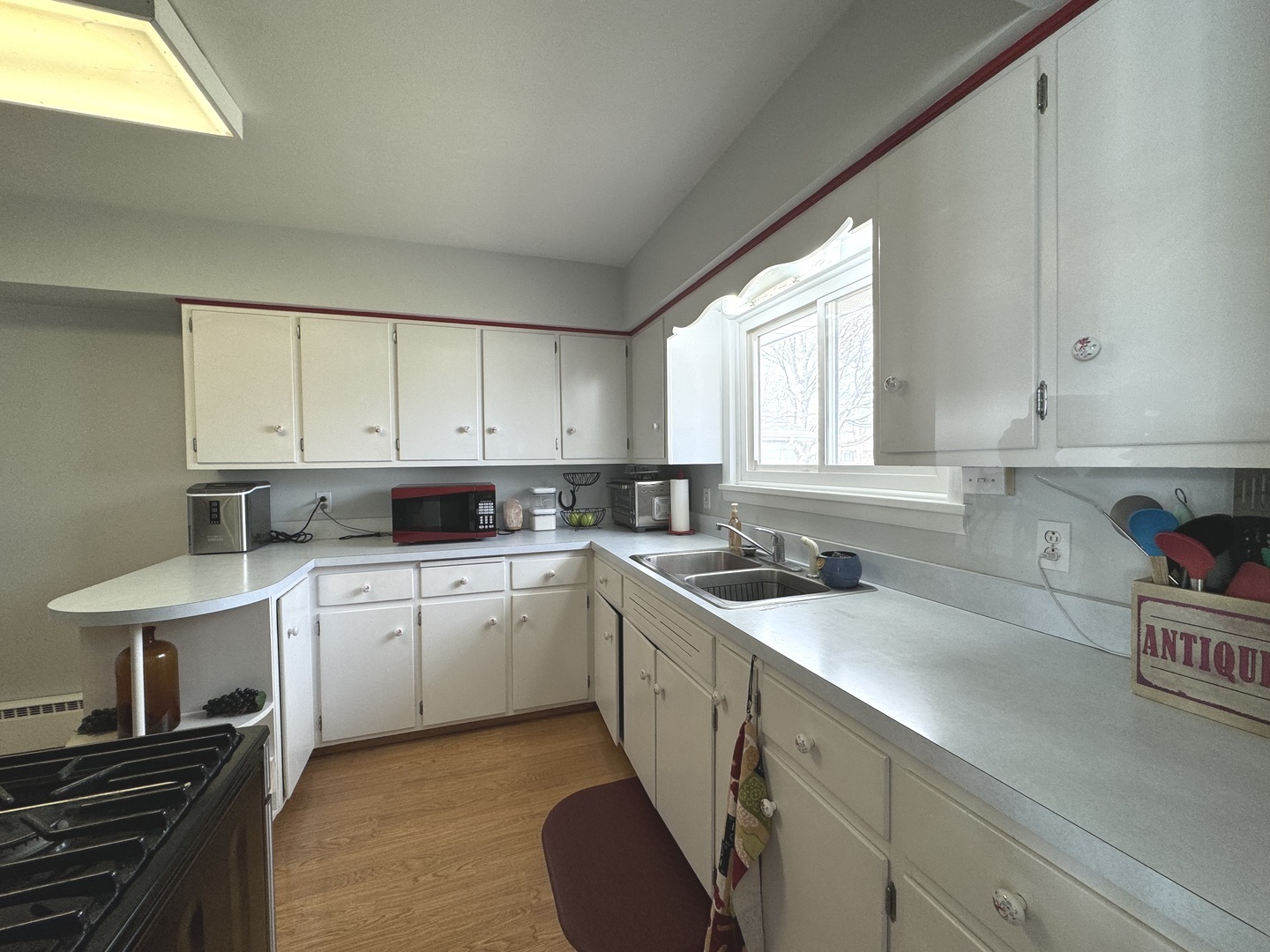 Bradley, Illinois 60915, United States, 3 Bedrooms Bedrooms, ,2 BathroomsBathrooms,Residential,Contingent,250452