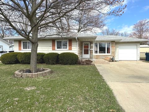 Photo of 505 W Brookmont Boulevard, Bradley, IL 60915 (MLS # 12526269)