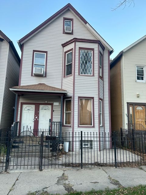 520 W 44th Place Chicago IL 60609
