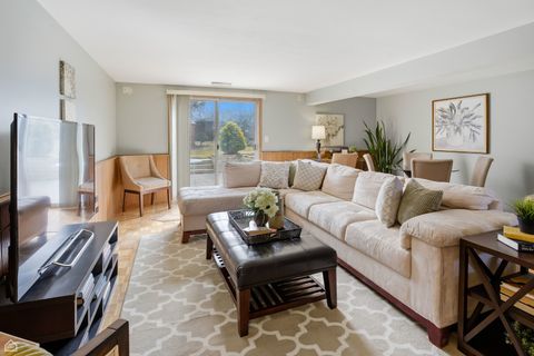 Tiny photo for 701 Preston Lane, Schaumburg, IL 60193 (MLS # 12583510)