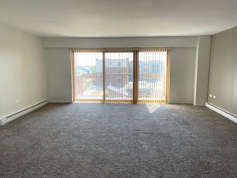 Tiny photo for 141 N La Grange Road #504, La Grange, IL 60525 (MLS # 12432697)