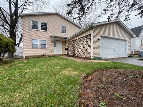 Tiny photo for 416 Parmalee Place, Waukegan, IL 60087 (MLS # 12616033)