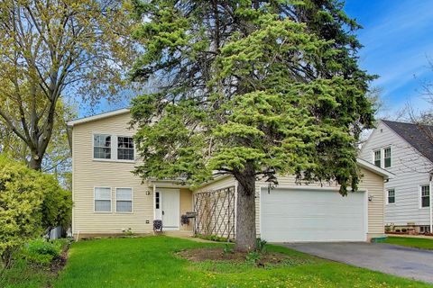 Photo of 416 Parmalee Place, Waukegan, IL 60087 (MLS # 12616033)