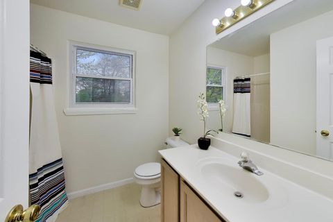Tiny photo for 416 Parmalee Place, Waukegan, IL 60087 (MLS # 12616033)