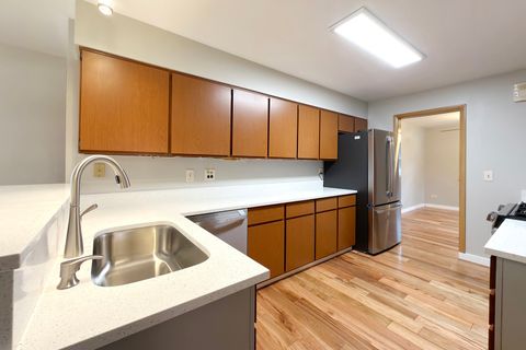 Tiny photo for 914 S Robert Drive, Mount Prospect, IL 60056 (MLS # 12596317)