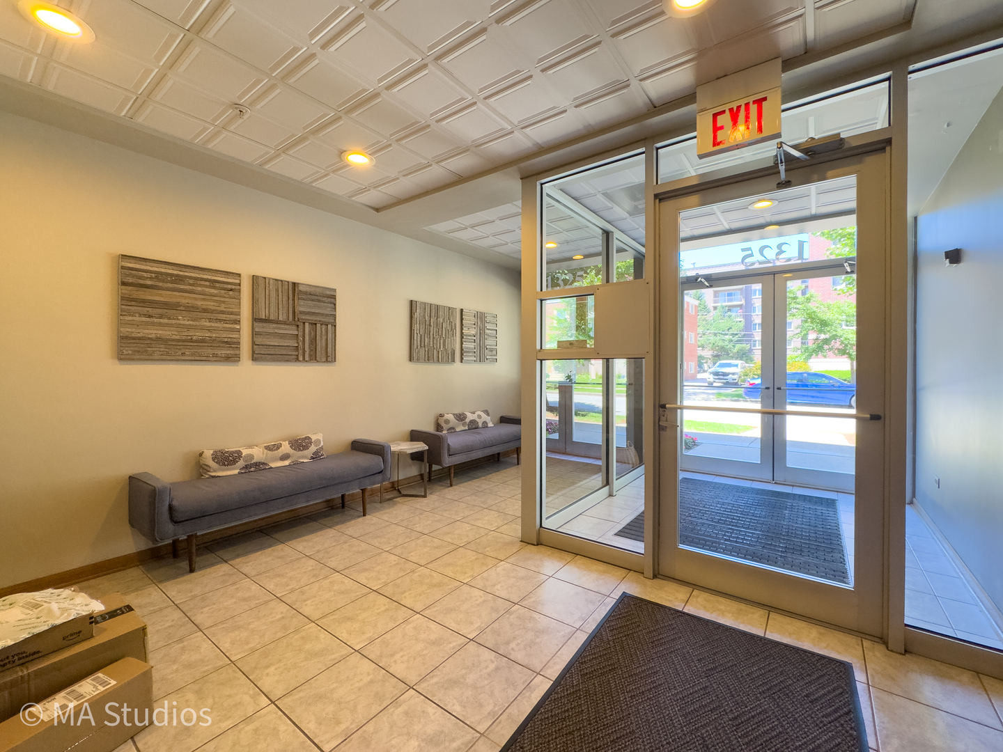 1325 PERRY Street 402