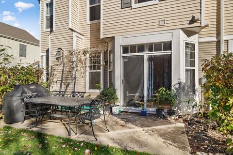 Tiny photo for 1551 Glacier Trail, Carpentersville, IL 60110 (MLS # 12513100)