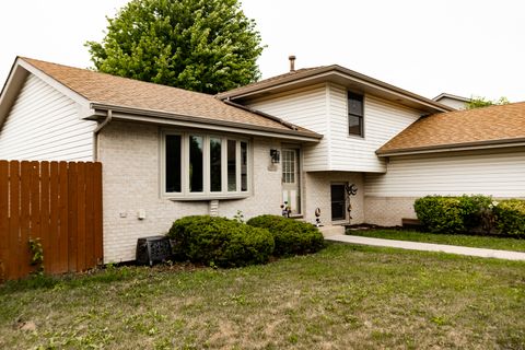 Tiny photo for 6916 Astoria Drive, Plainfield, IL 60586 (MLS # 12417088)