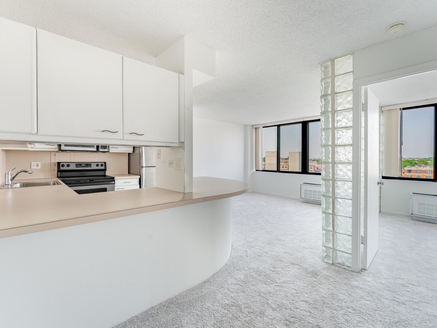 2754 N Hampden Court 1003