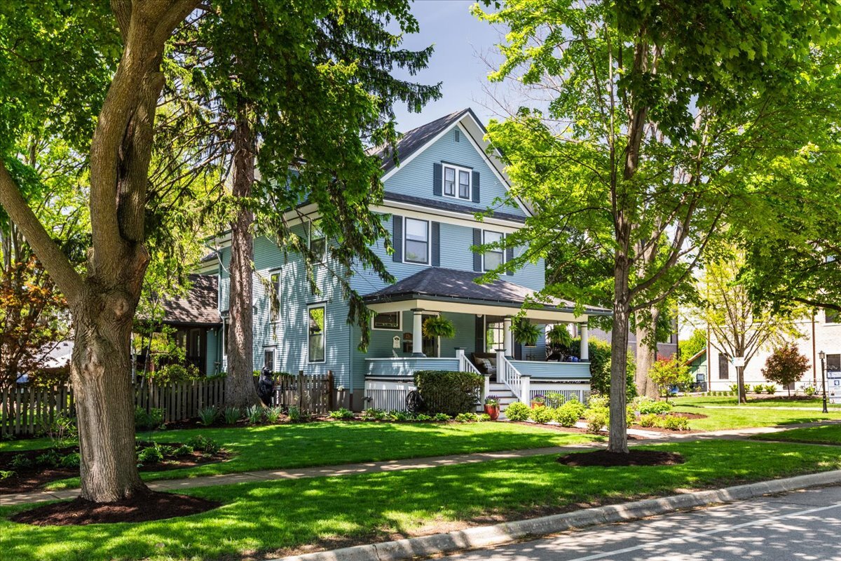 23 N Columbia Street