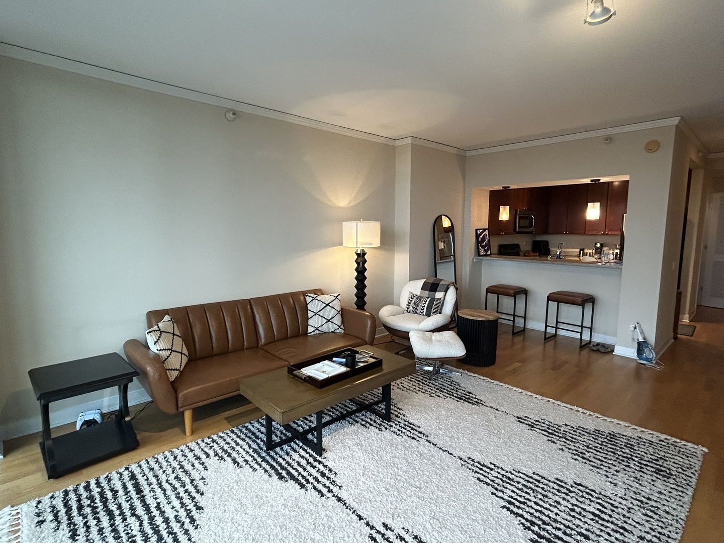 200 N Jefferson Street 2302