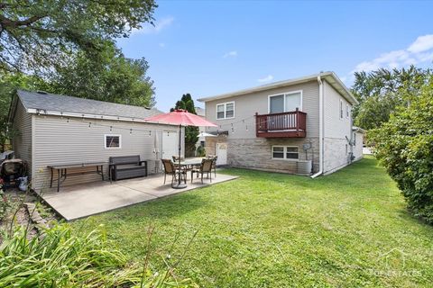 Tiny photo for 9770 Ivanhoe Avenue, Schiller Park, IL 60176 (MLS # 12481142)