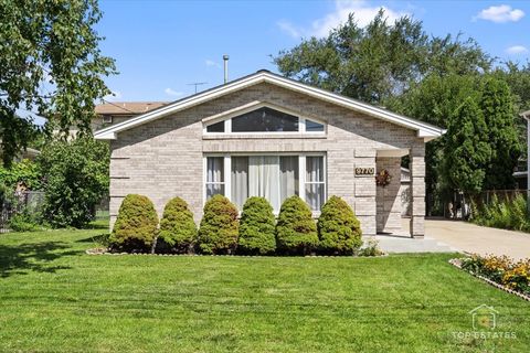Tiny photo for 9770 Ivanhoe Avenue, Schiller Park, IL 60176 (MLS # 12481142)
