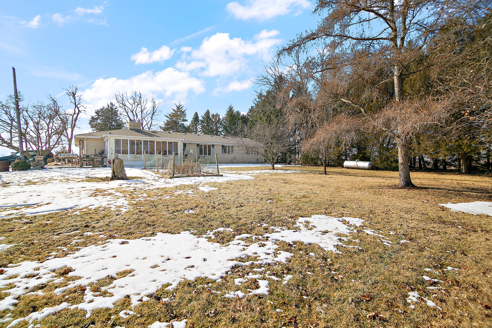17349 E 9000n Road