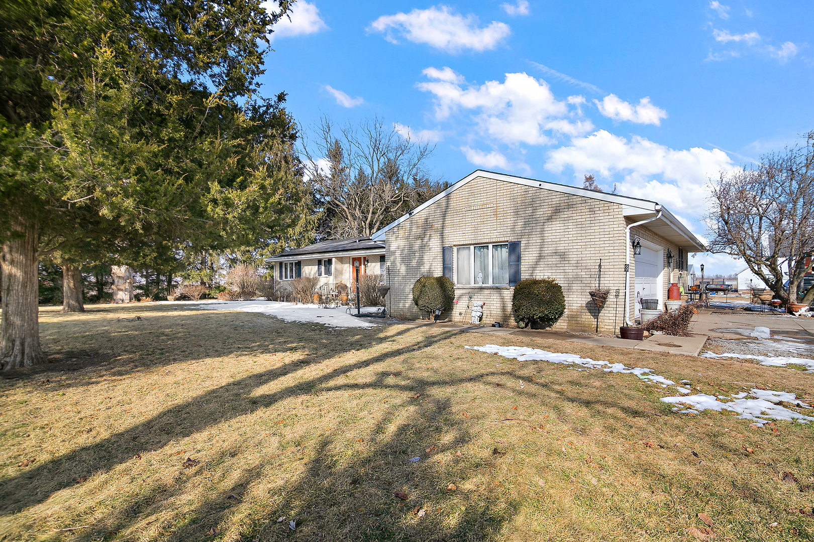 17349 E 9000n Road