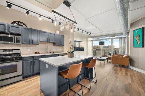 Tiny photo for 3260 N Clark Street #508, Chicago, IL 60657 (MLS # 12627718)