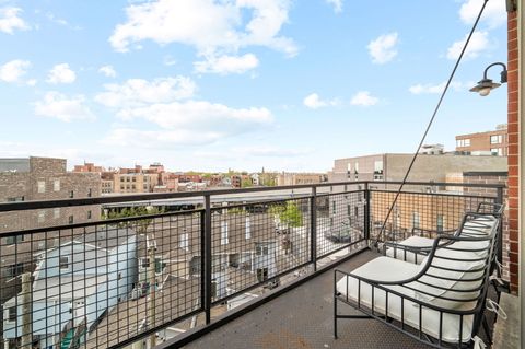 Tiny photo for 3260 N Clark Street #508, Chicago, IL 60657 (MLS # 12627718)
