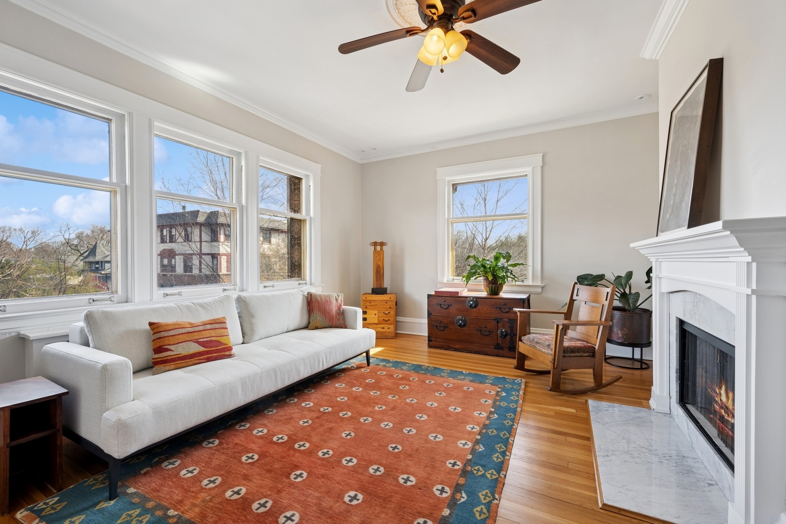 502 Lee Street 3
