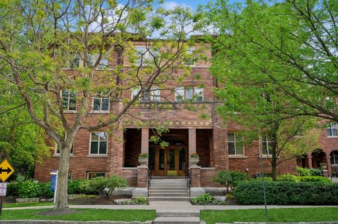 502 Lee Street 3 Evanston IL 60202