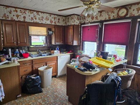 Tiny photo for 1113 Johnson Street, Streator, IL 61364 (MLS # 12636458)