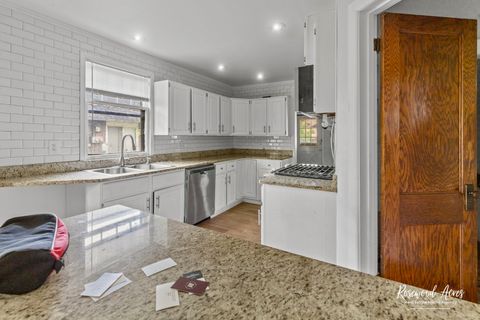 Tiny photo for 728 Cobb Boulevard, Kankakee, IL 60901 (MLS # 12406970)