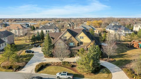 Photo of 137 Singletree Road, Orland Park, IL 60467 (MLS # 12488716)