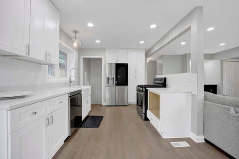 Tiny photo for 5730 S Oak Park Avenue, Chicago, IL 60638 (MLS # 12732407)