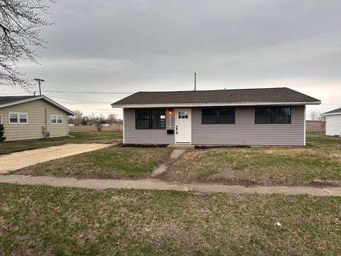 Photo of 2209 Canal Street, Rock Falls, IL 61071 (MLS # 12603456)