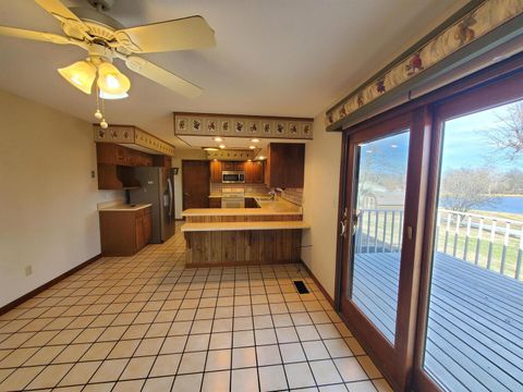 Tiny photo for 11608 Laurelwood Lane, Carbondale, IL 62901 (MLS # 100000579)