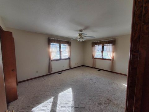 Tiny photo for 11608 Laurelwood Lane, Carbondale, IL 62901 (MLS # 100000579)