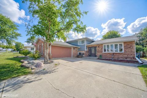 Tiny photo for 981 N Mill Road, Addison, IL 60101 (MLS # 12577060)