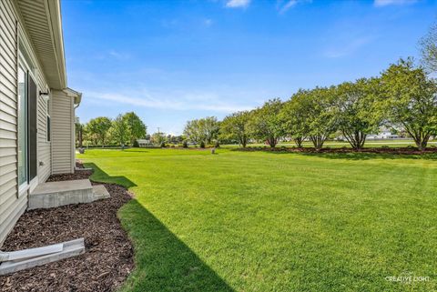 Tiny photo for 1368 Hearthstone Lane, North Aurora, IL 60542 (MLS # 12628406)
