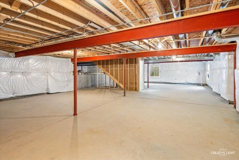 Tiny photo for 1368 Hearthstone Lane, North Aurora, IL 60542 (MLS # 12628406)