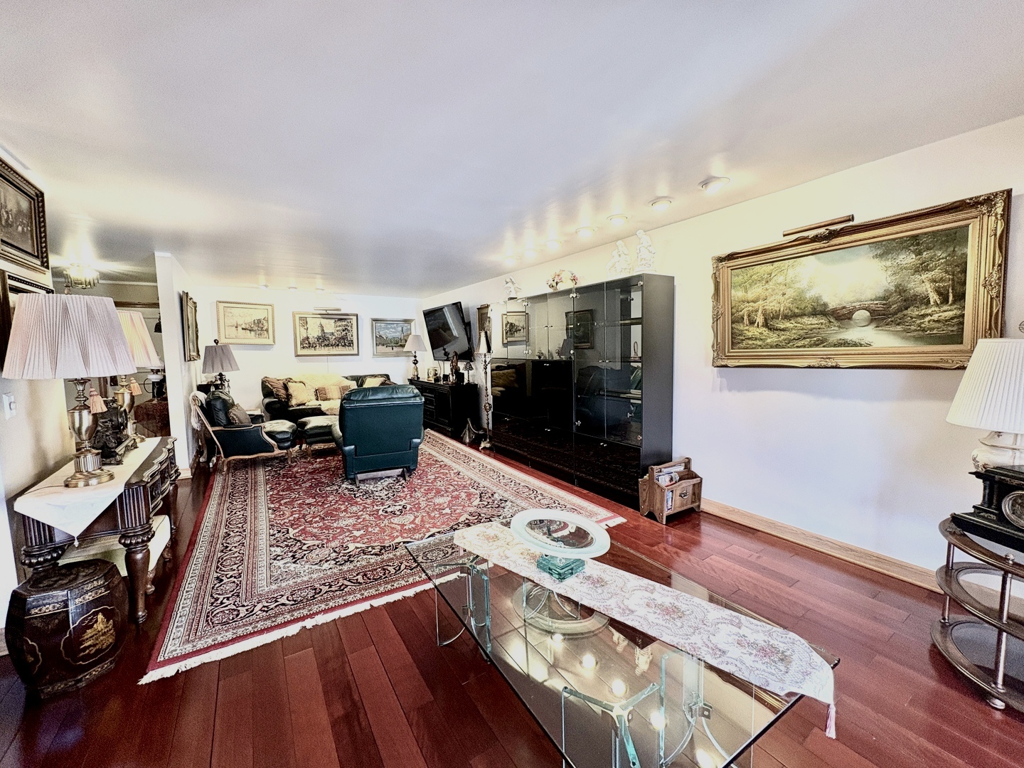 9529 Bronx Avenue 401