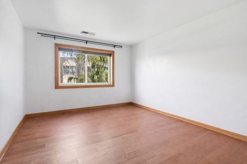 Tiny photo for 9529 Bronx Avenue #401, Skokie, IL 60077 (MLS # 12573560)