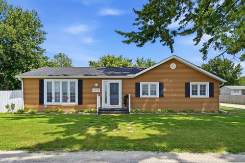 Photo of 4223 193rd Street N, Port Byron, IL 61275 (MLS # 12713605)