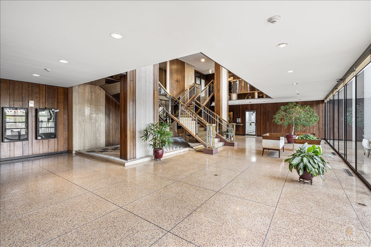 3200 N Lake Shore Drive 2601