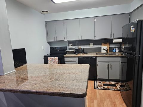 Tiny photo for 603 E Falcon Drive #104A, Arlington Heights, IL 60005 (MLS # 12525809)