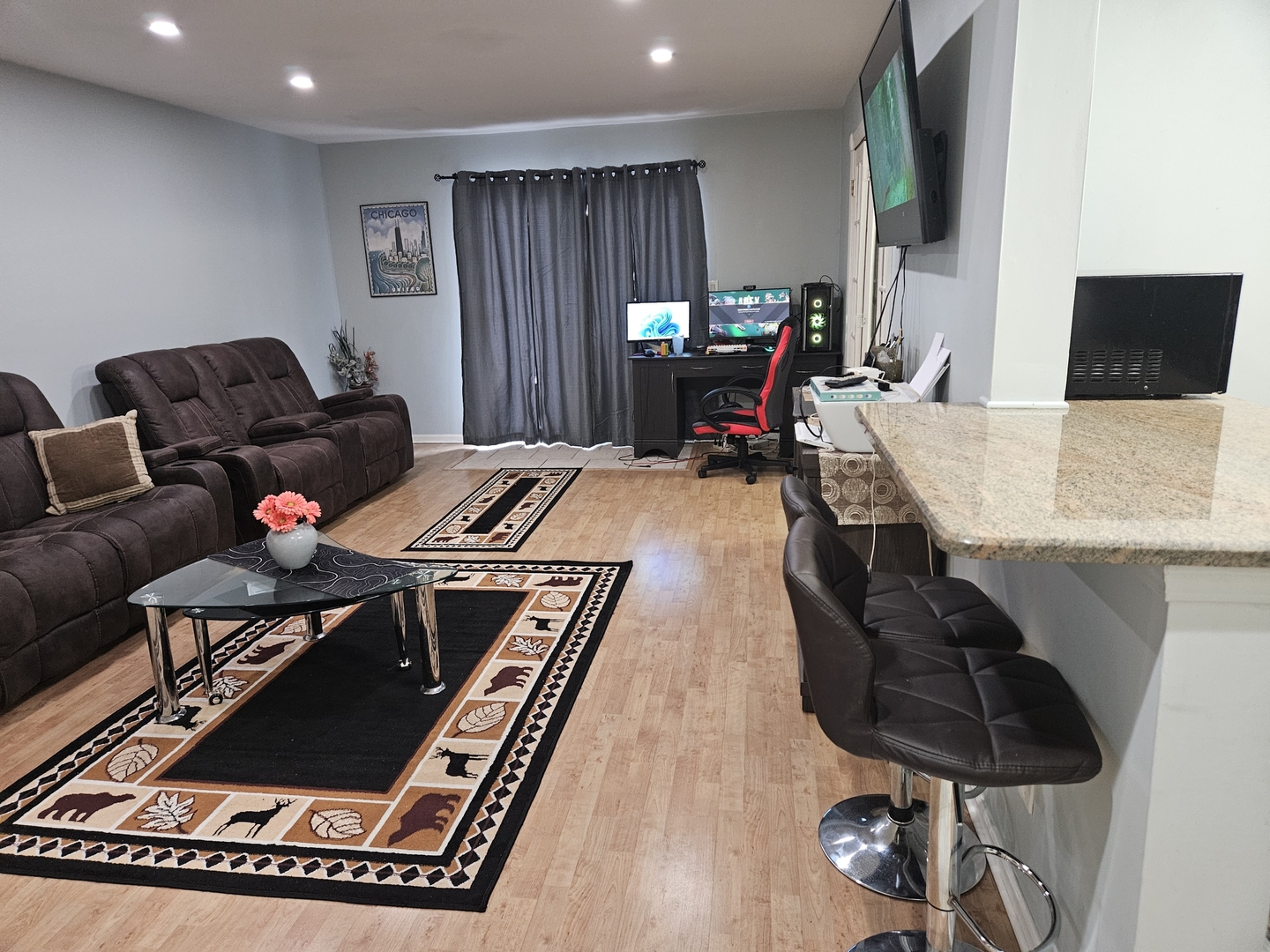 603 E Falcon Drive 104A