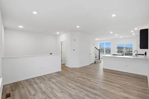 Tiny photo for 247 Settlers Place, West Dundee, IL 60118 (MLS # 12541627)