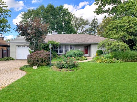 A home in Park Ridge