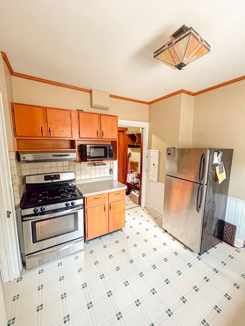 Tiny photo for 997 S Evergreen Avenue, Kankakee, IL 60901 (MLS # 12410865)