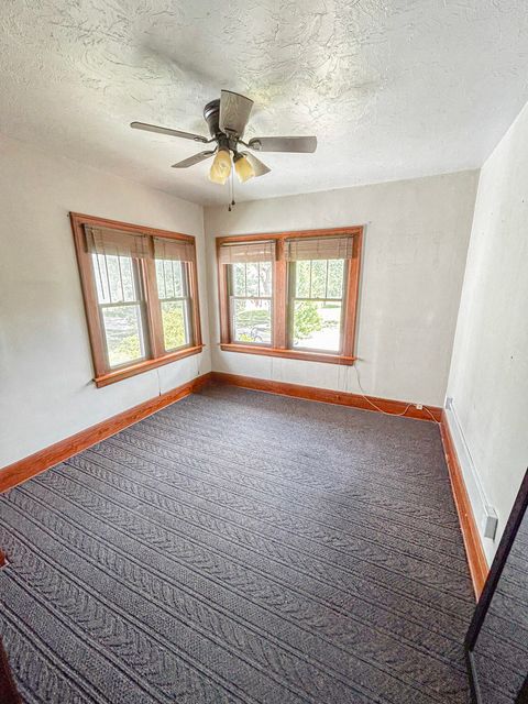 Tiny photo for 997 S Evergreen Avenue, Kankakee, IL 60901 (MLS # 12410865)