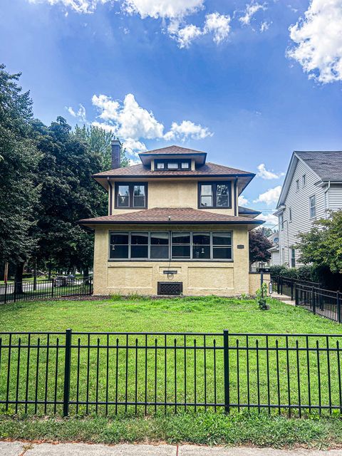 Tiny photo for 997 S Evergreen Avenue, Kankakee, IL 60901 (MLS # 12410865)