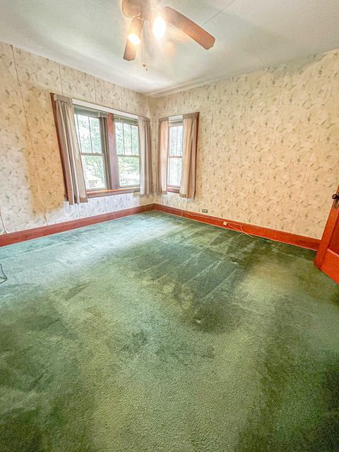Tiny photo for 997 S Evergreen Avenue, Kankakee, IL 60901 (MLS # 12410865)