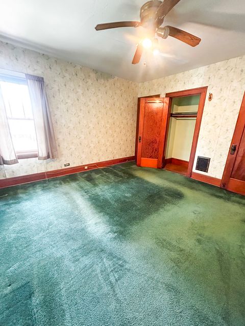 Tiny photo for 997 S Evergreen Avenue, Kankakee, IL 60901 (MLS # 12410865)
