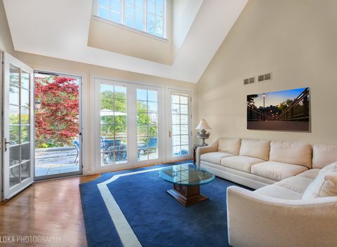 Tiny photo for 289 S South Shore Lane, Lake Forest, IL 60045 (MLS # 12468768)