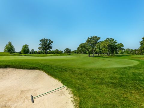 Tiny photo for 289 S South Shore Lane, Lake Forest, IL 60045 (MLS # 12468768)