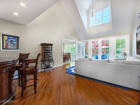 Tiny photo for 289 S South Shore Lane, Lake Forest, IL 60045 (MLS # 12468768)